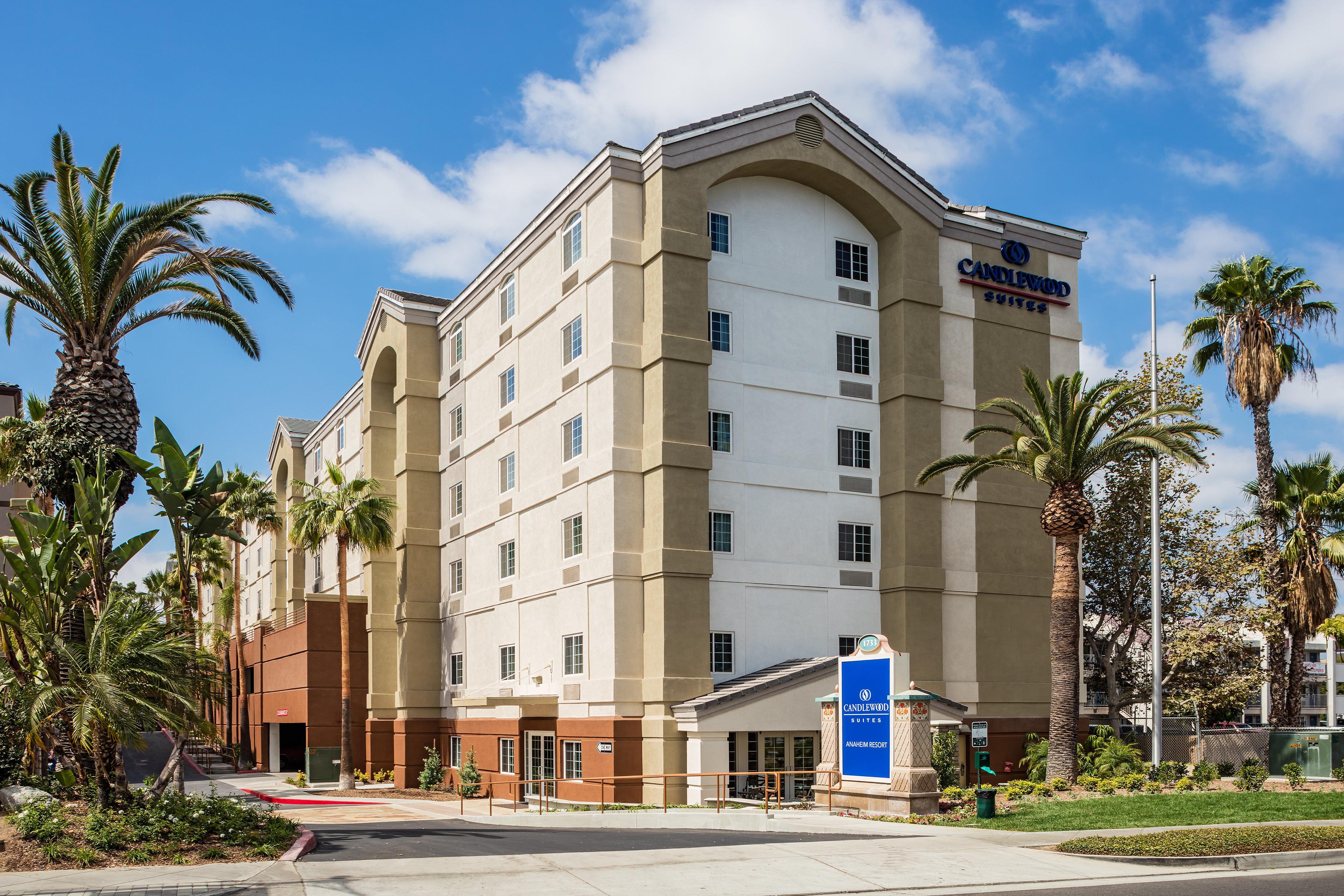Candlewood Suites Anaheim - Resort Area By Ihg Екстериор снимка