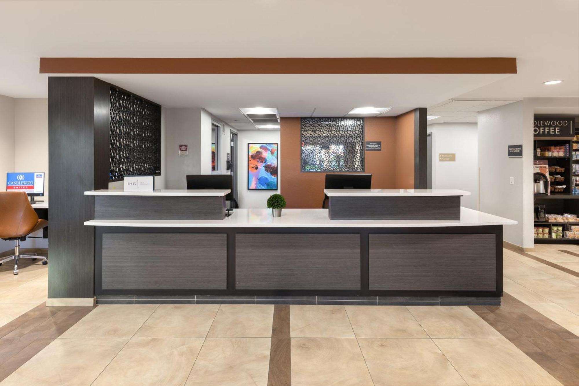 Candlewood Suites Anaheim - Resort Area By Ihg Екстериор снимка