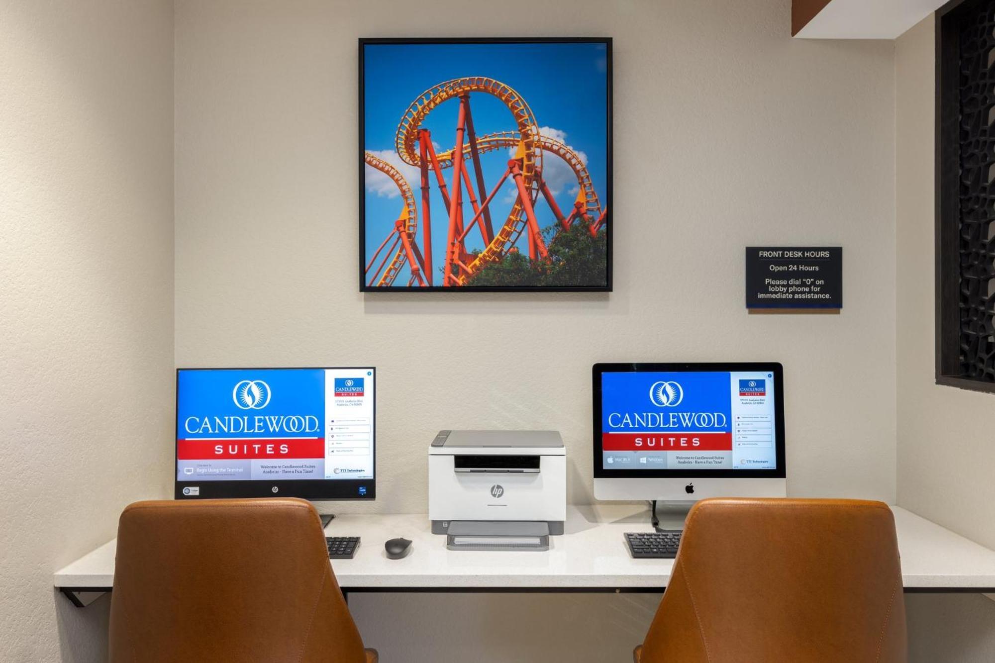 Candlewood Suites Anaheim - Resort Area By Ihg Екстериор снимка