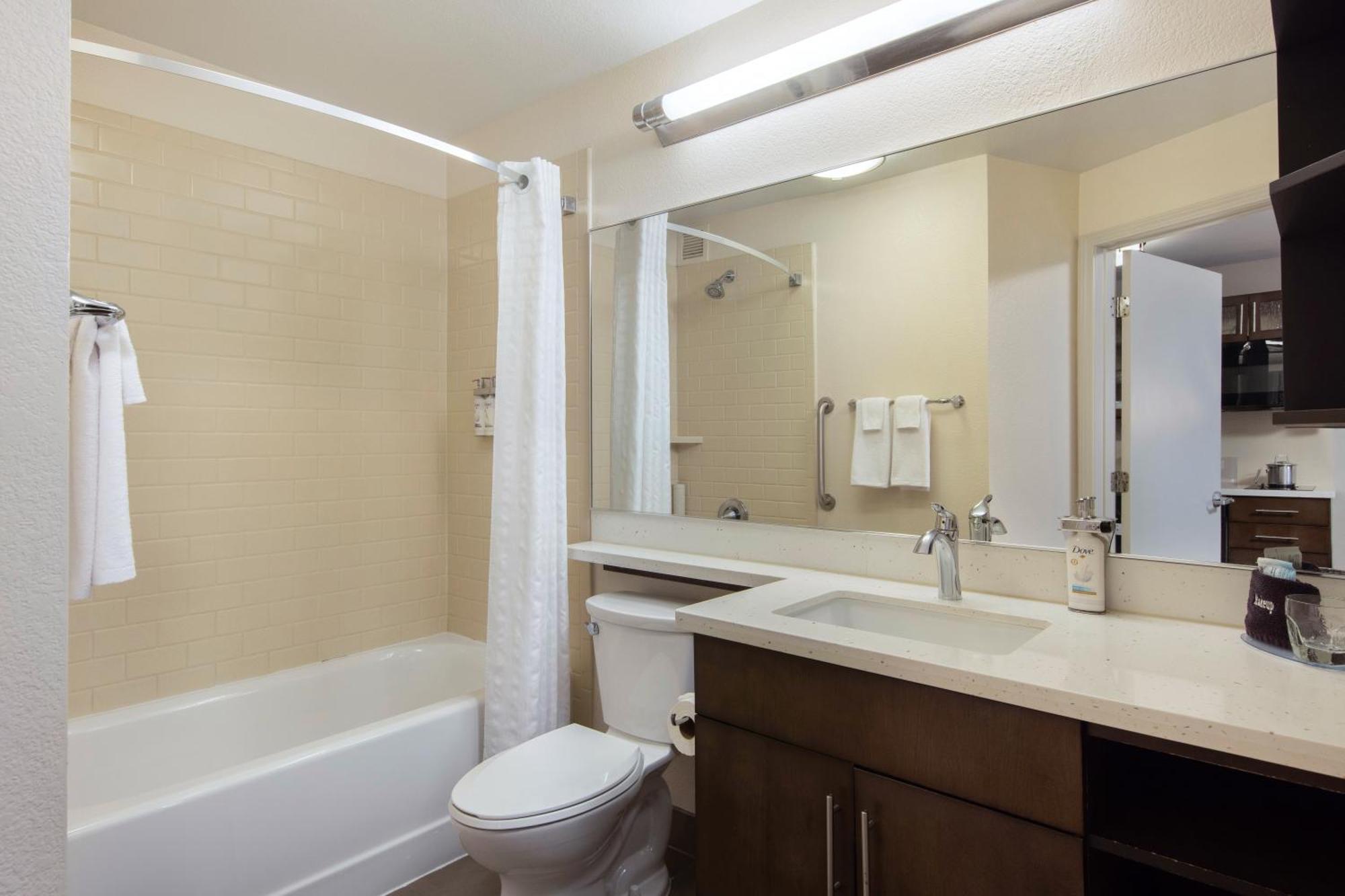 Candlewood Suites Anaheim - Resort Area By Ihg Екстериор снимка