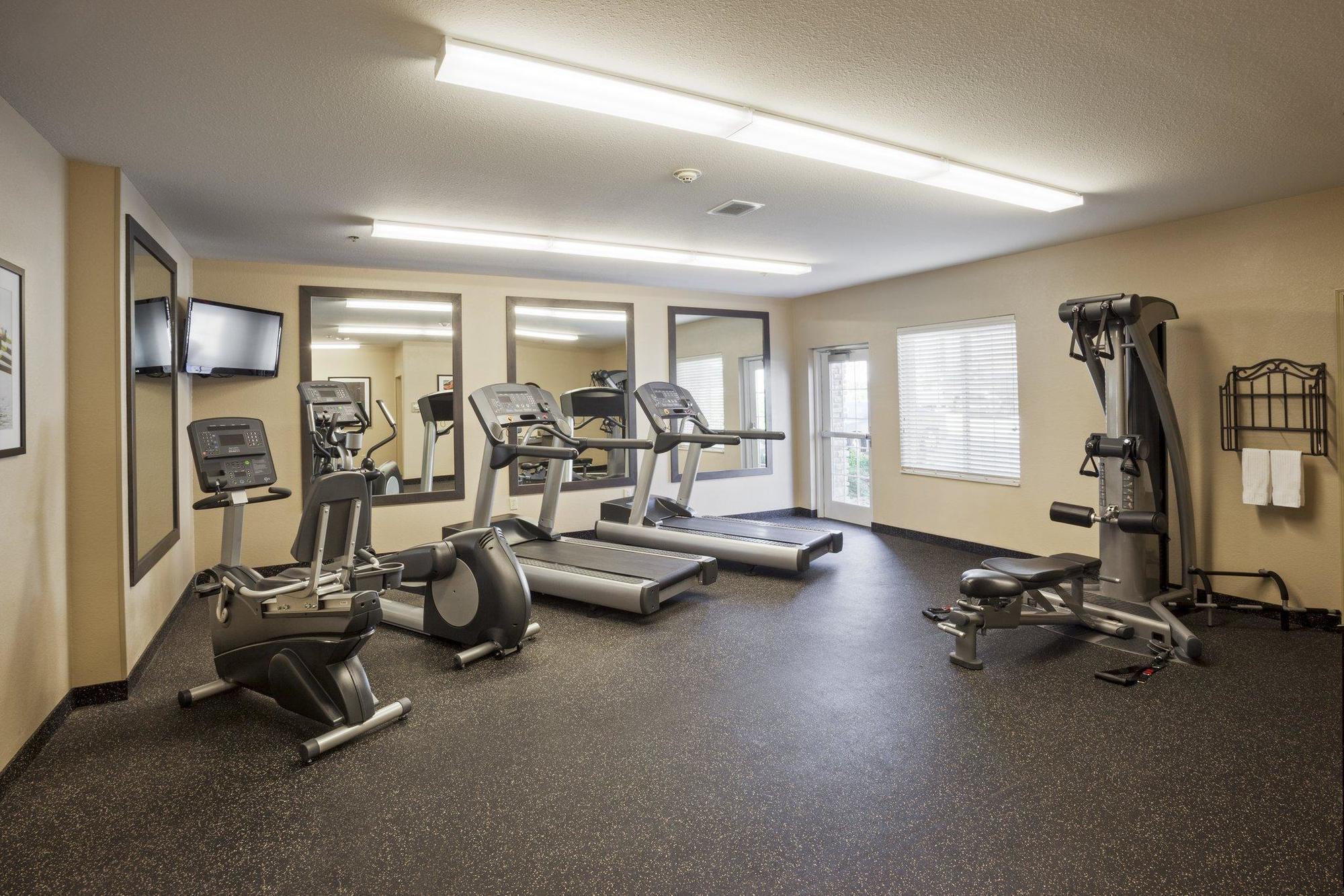 Candlewood Suites Anaheim - Resort Area By Ihg Екстериор снимка
